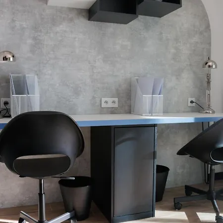 Zeus Economy Apartament *