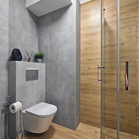 Apartament Zeus Economy